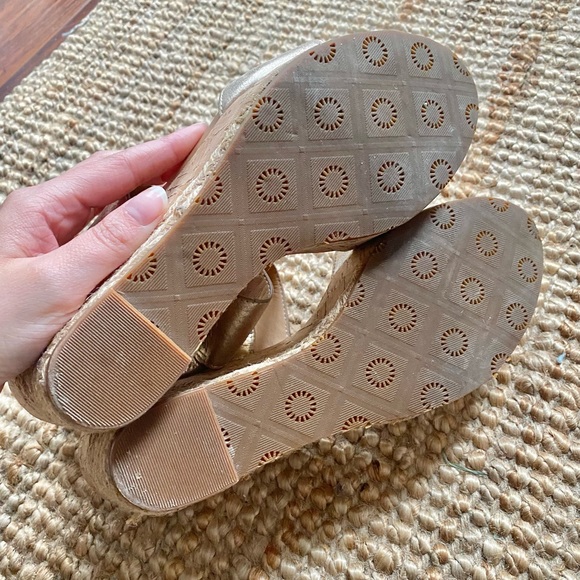 UGG Elena metallic wedge sandal - Picture 6 of 7